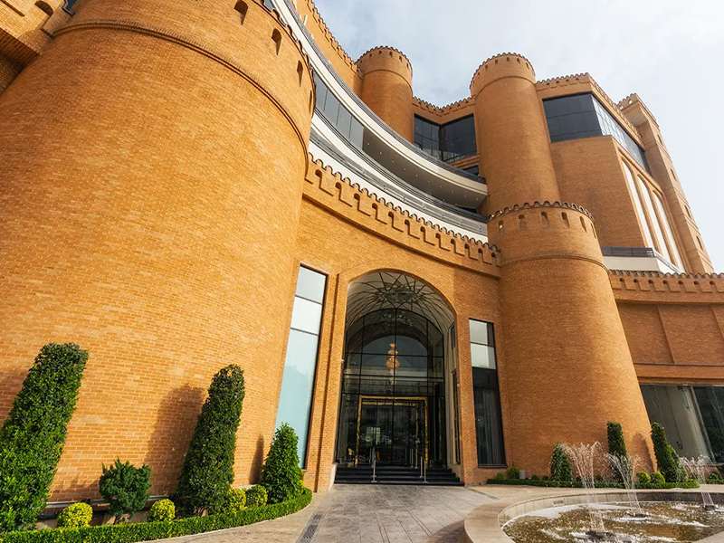 فروشگاه اسباب‌بازی لگو در نیایش مال