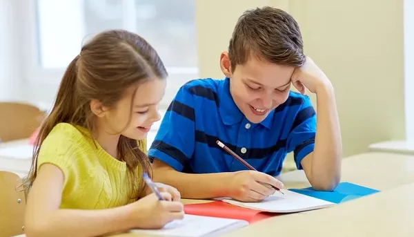 بهترین هدیه برای روز دانش آموز